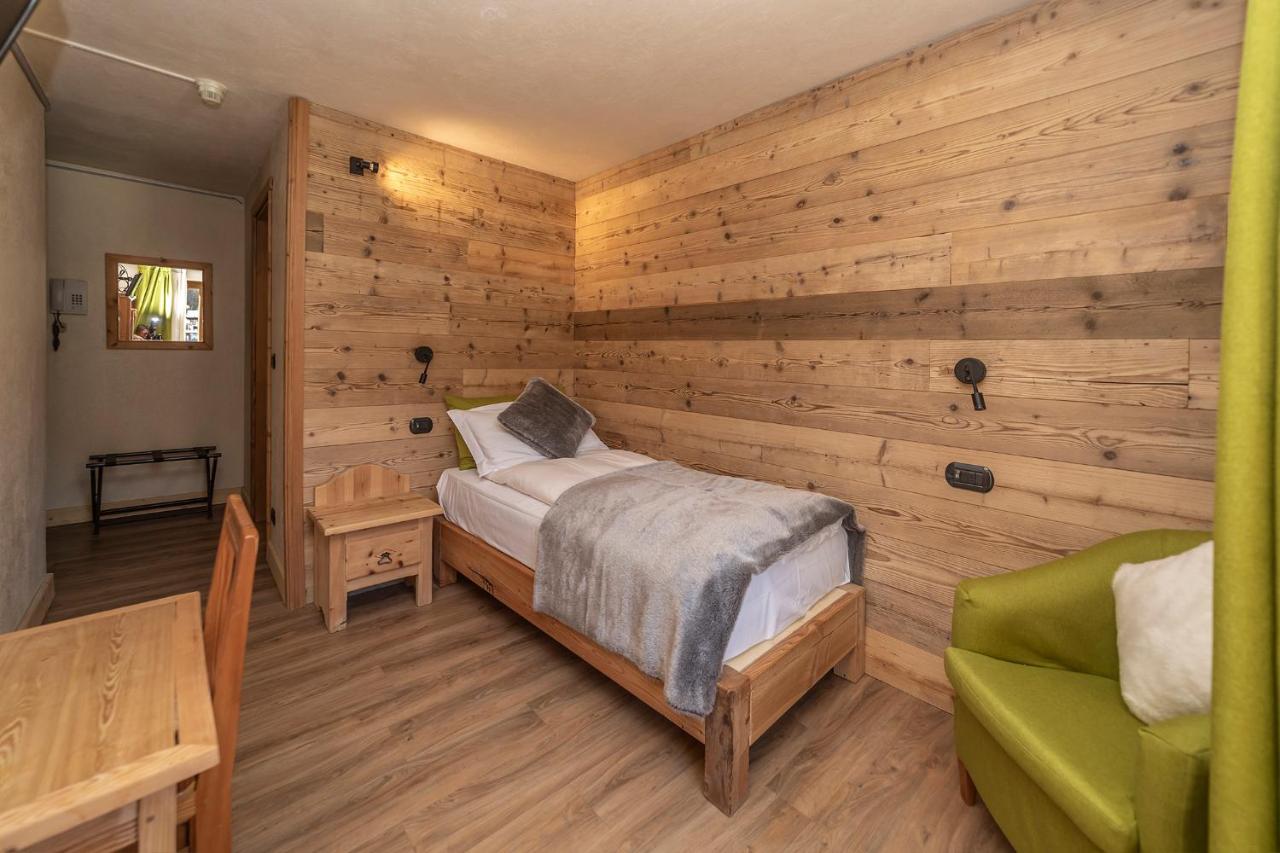 Hotel Stella Alpina 오울크스 외부 사진