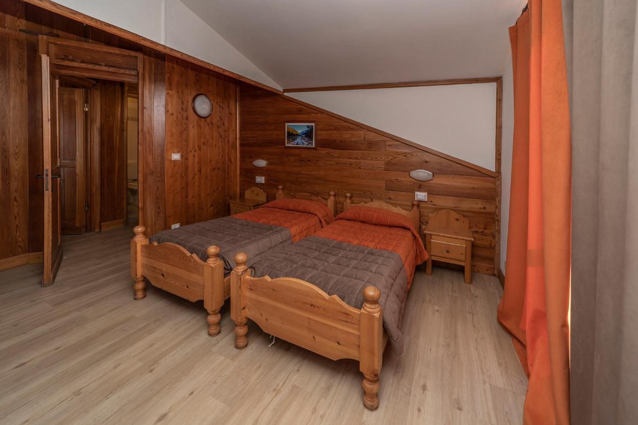 Hotel Stella Alpina 오울크스 외부 사진