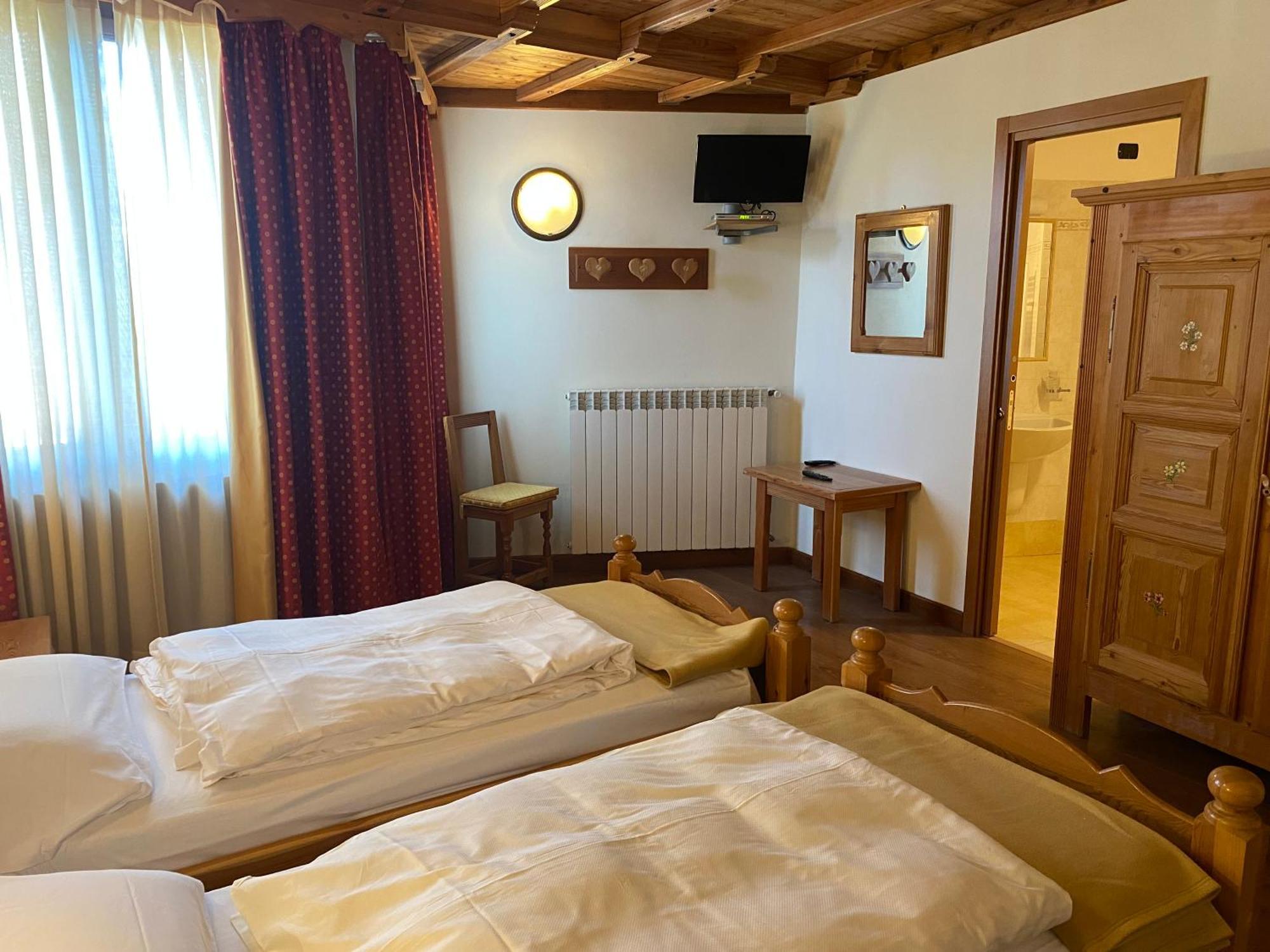 Hotel Stella Alpina 오울크스 외부 사진